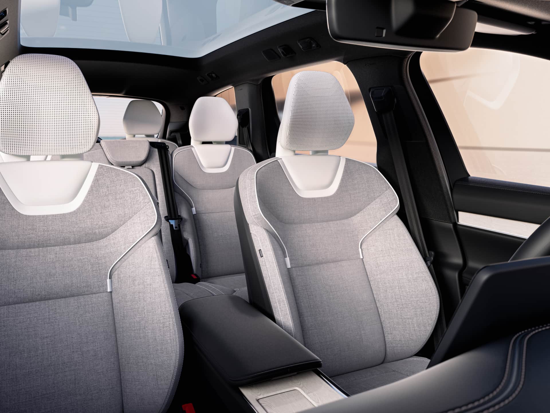 Слика на која се прикажани седиштата за автомобил од внатрешноста на Volvo EX90.