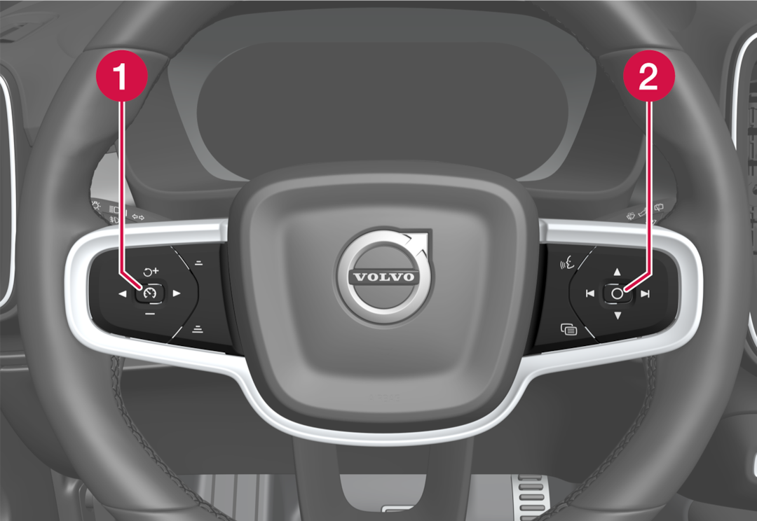 XC40 Recharge Plug-in Hybrid Steering wheel controls and horn | Volvo ...