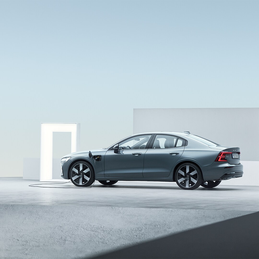 Volvo s60 deals inscription recharge vbl