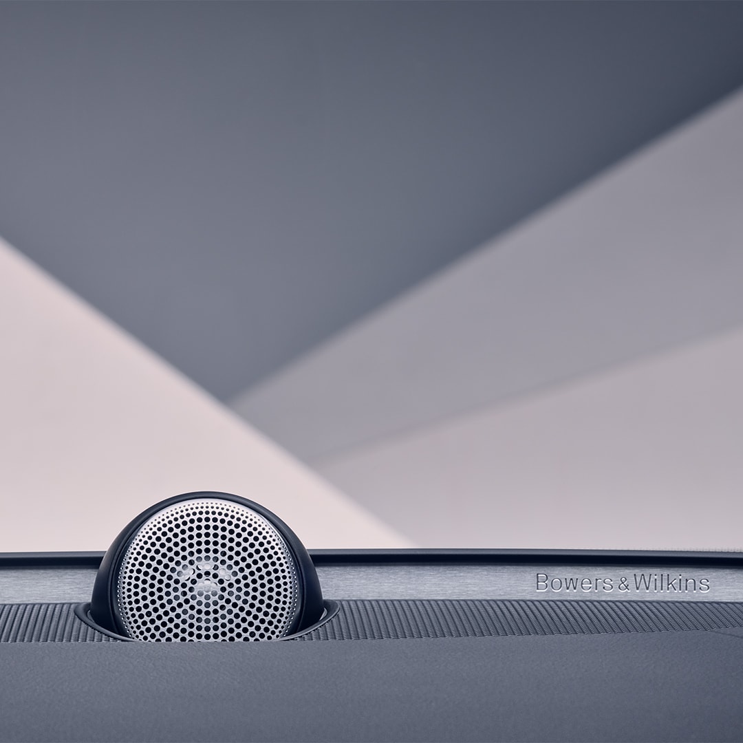 Bowers & Wilkins speaker in Volvo S90 Recharge. 