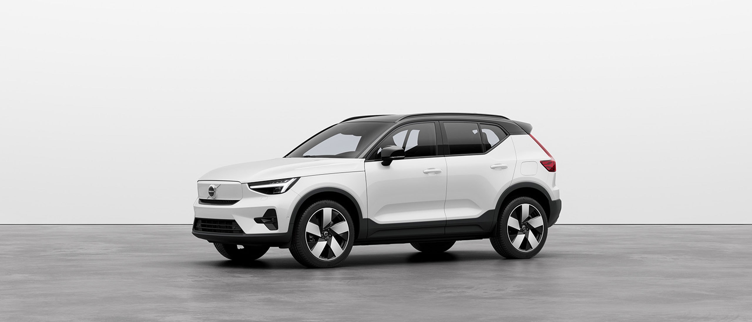 Volvo xc40 recharge deals distance