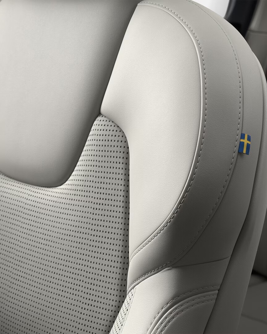 Volvo car clearance seat price