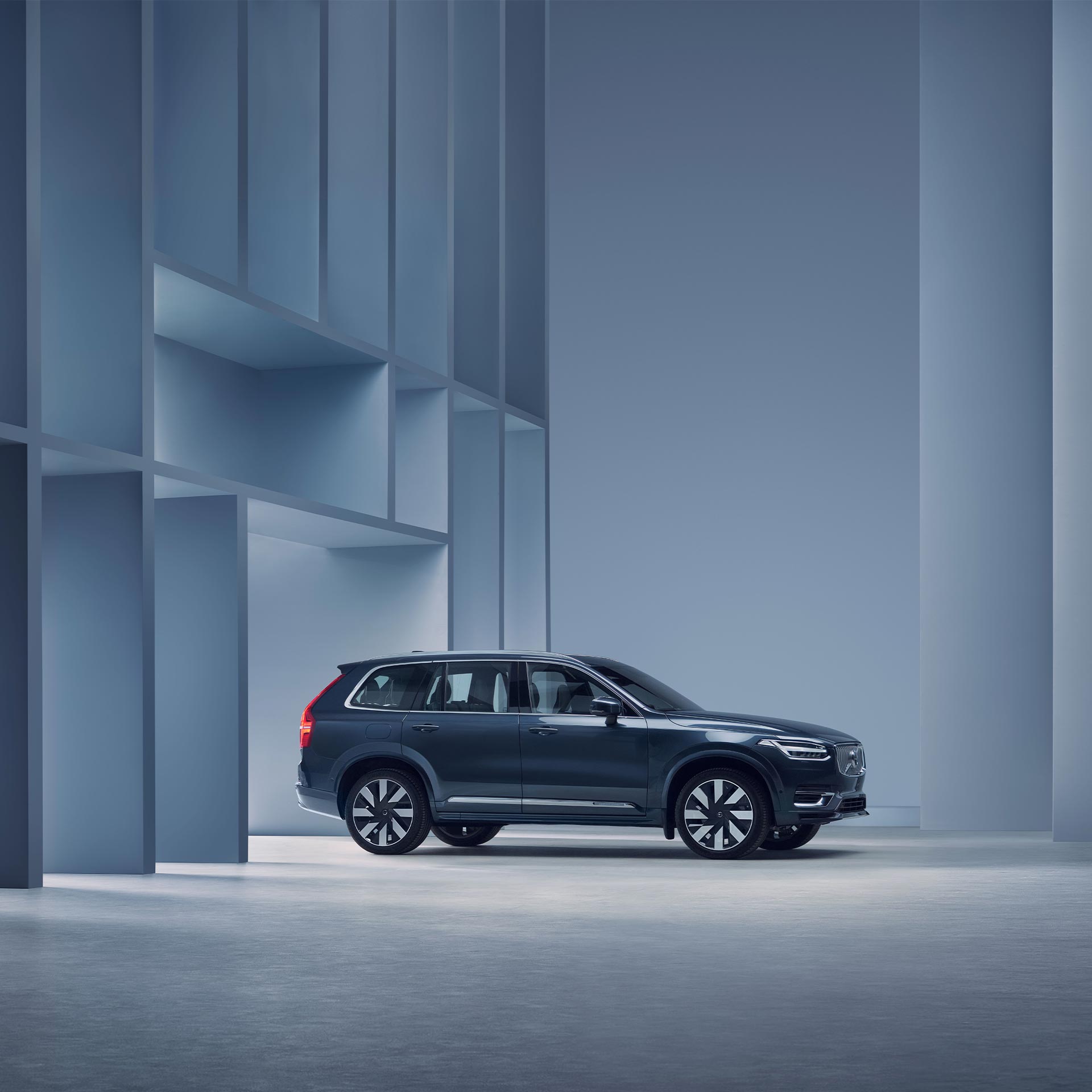 Xc90 recharge deals range