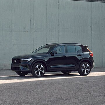 特別仕様車 XC40 Ultimate B4 AWD Dark Edition | ボルボ・カー・ジャパン